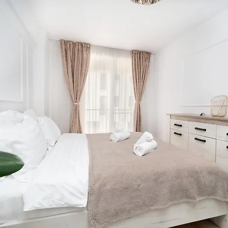 Modern Apartment With Free Private Parking In Timisoara Exterior photo