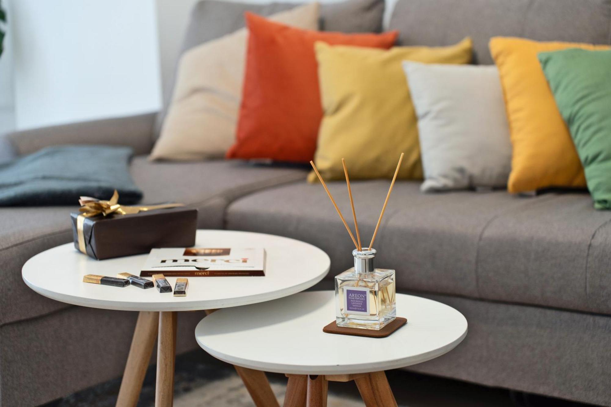 Modern With Free Private Parking In