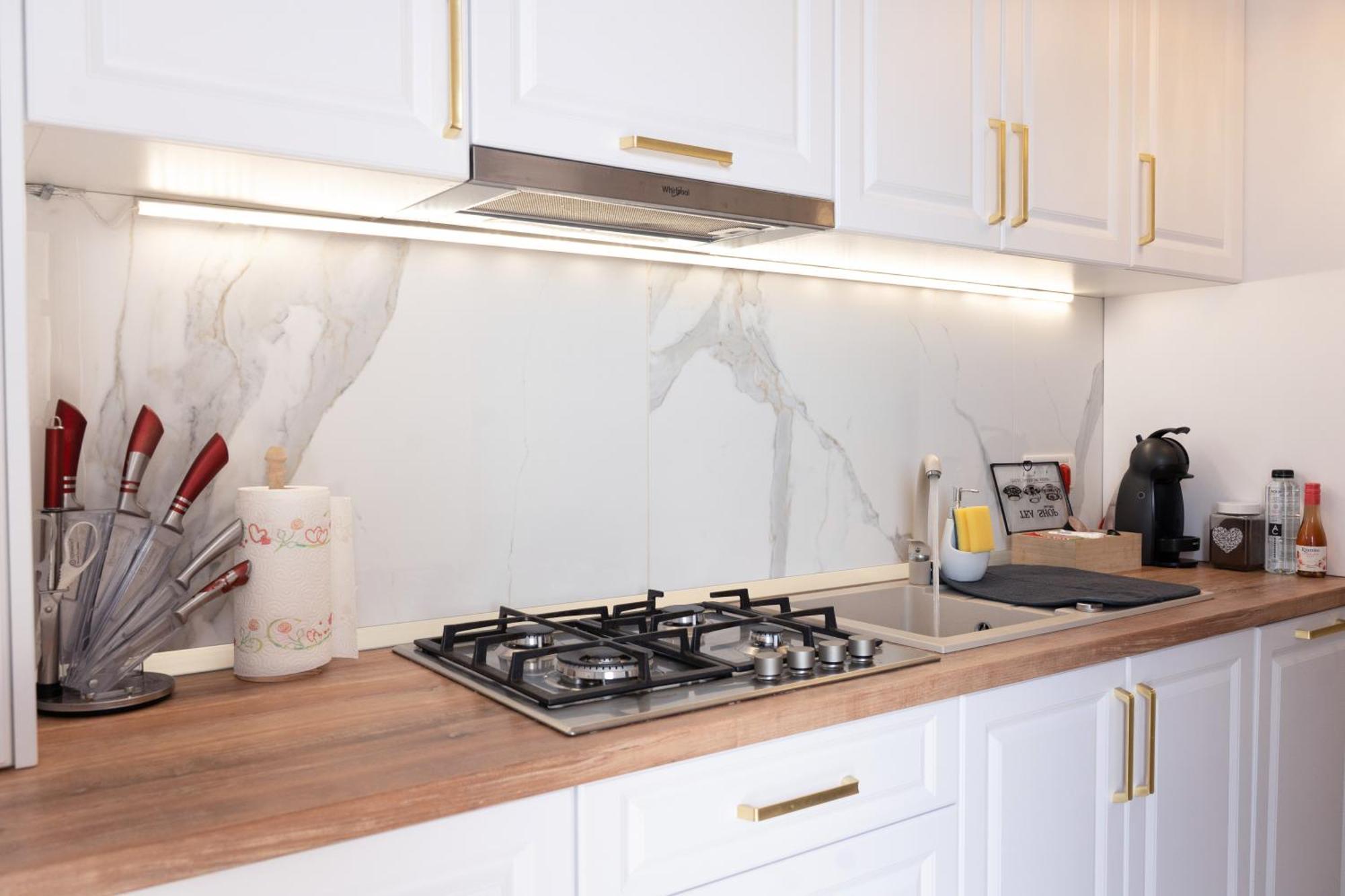 Appartement Modern With Free Private Parking In *