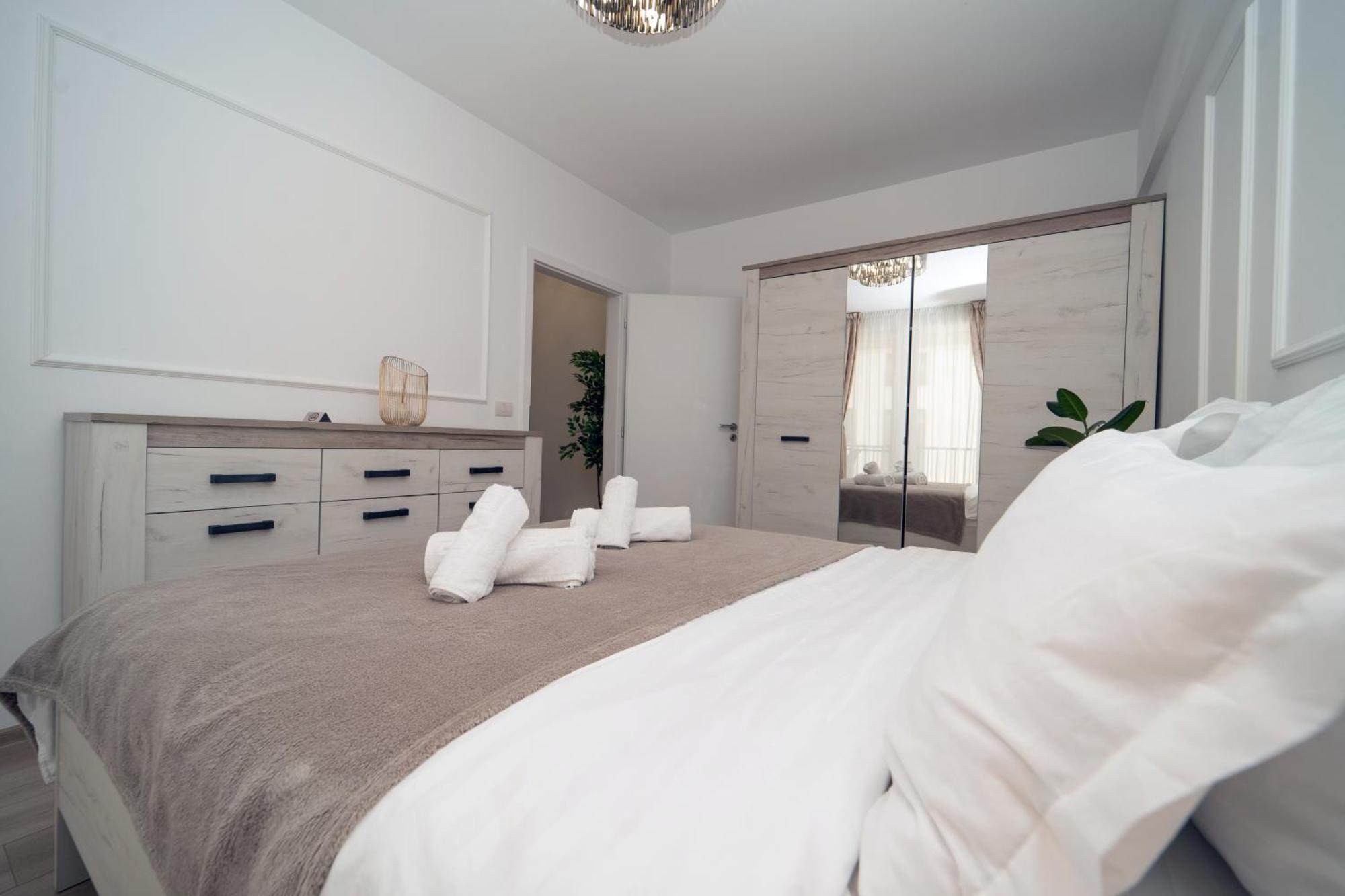 Modern With Free Private Parking In Appartement *